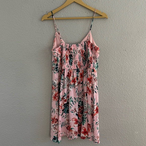 Band of Gypsies Strappy Floral Dress Size Large NWT - Picture 3 of 5